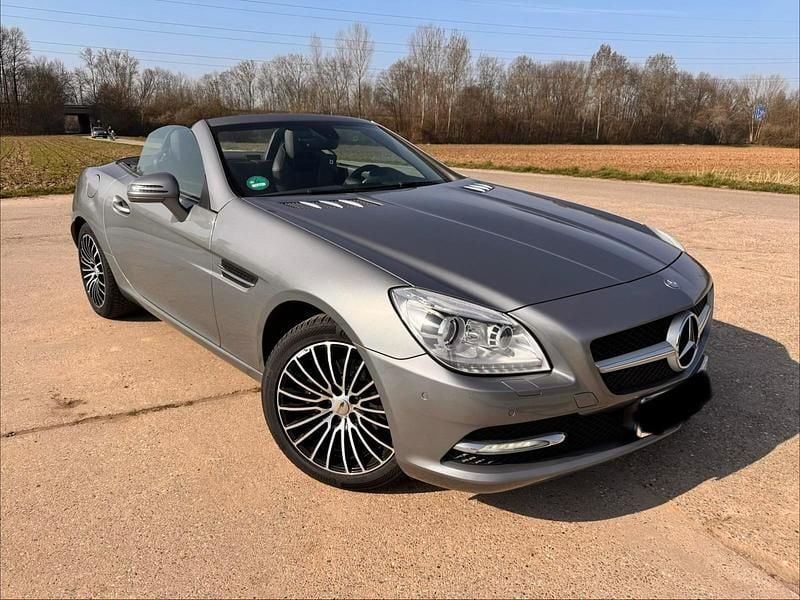 Gebraucht Mercedes SLK200 184 PS (135 kW) 2012 Andere farben Cabrio