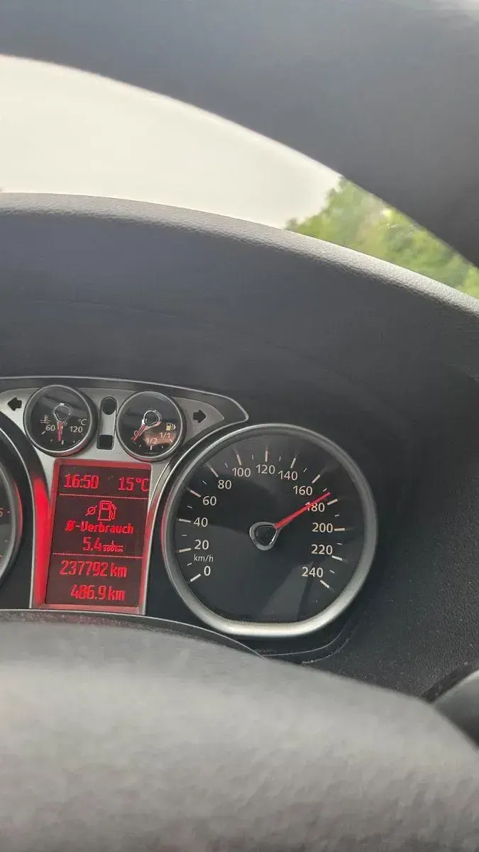 Gebraucht Ford Focus Titanium 136 PS (100 kW) 2009 Grau Kombi