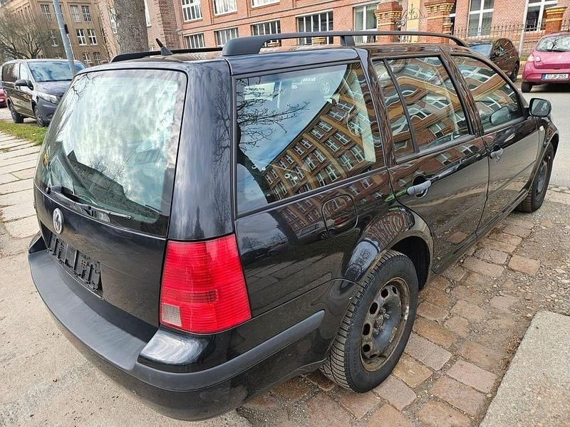Gebraucht VW Golf IV 101 PS (74 kW) 2006 Schwarz Kombi
