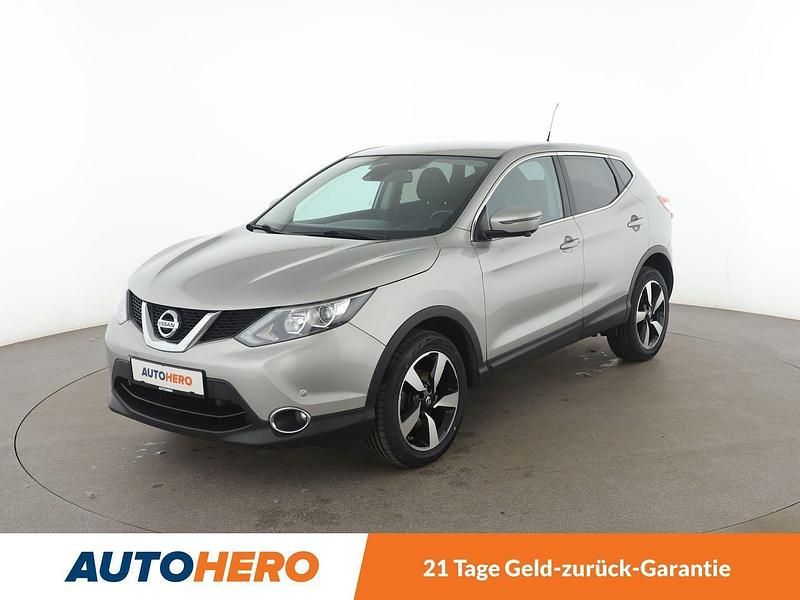 Silber Gebraucht 2015 Nissan Qashqai 360º SUV | 13.310 € (Fairer Preis) - Bild 1/3