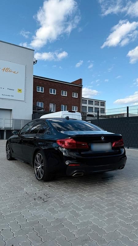 Second-hand BMW 530e iPerformance 252 CP (185 kW) 2018 Negru Berlinǎ
