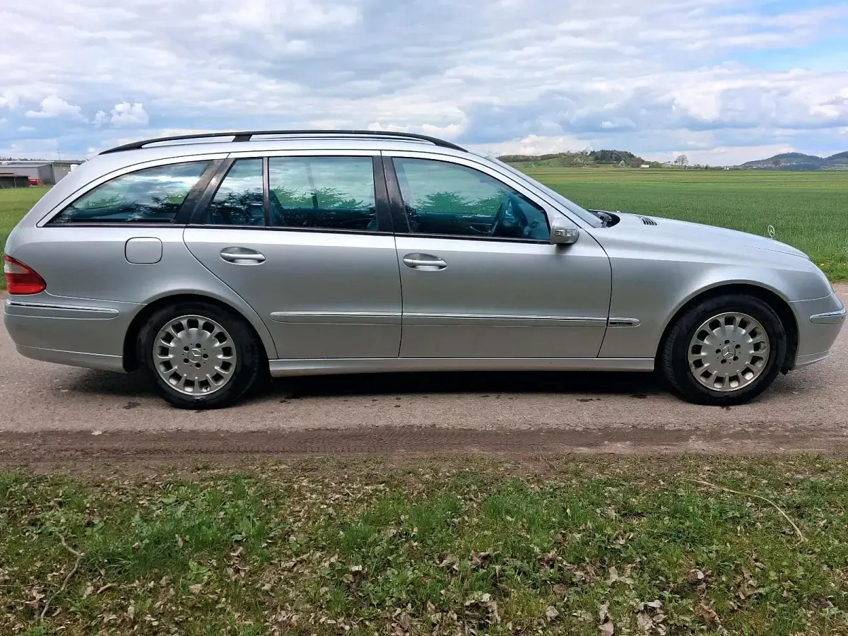 Gebraucht Mercedes E280 190 PS (139 kW) 2005 Silber Kombi