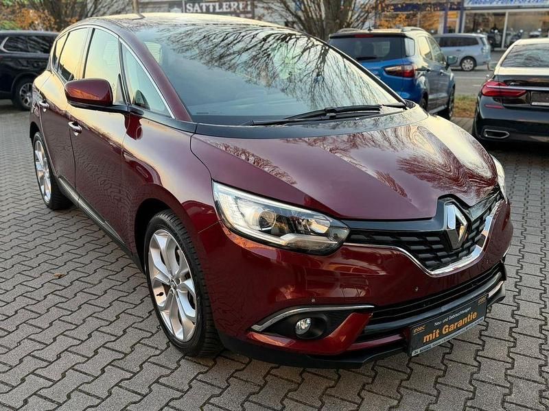 Gebraucht Renault Scénic IV Experience 116 PS (85 kW) 2017 Rot Van / Kleinbus