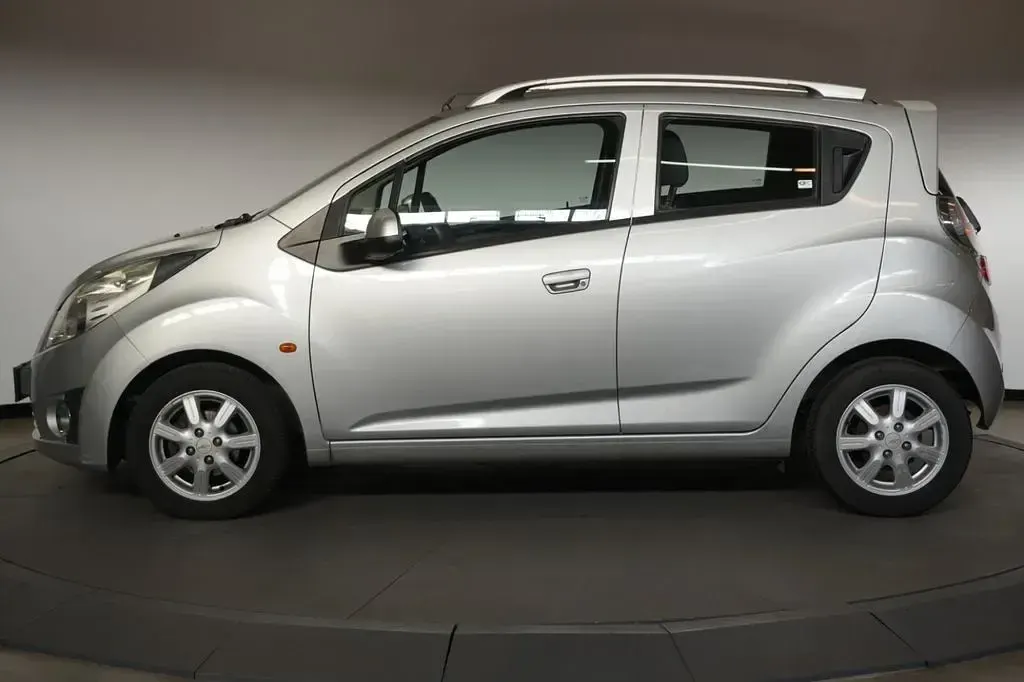 Gebraucht Chevrolet Spark LS 82 PS (60 kW) 2011 Grau Kleinwagen