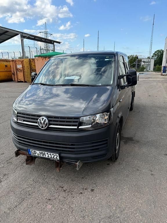 Grau Gebraucht 2018 VW T6 Van | 22.000 € - Bild 1/4