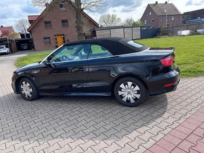 Gebraucht Audi A3 Cabriolet Comfort 125 PS (91 kW) 2016 Schwarz Cabrio