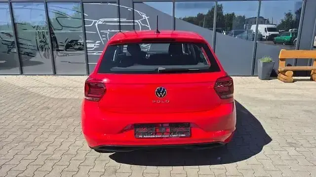 Gebraucht VW Polo Trendline 115 PS (84 kW) 2017 Rot Kleinwagen