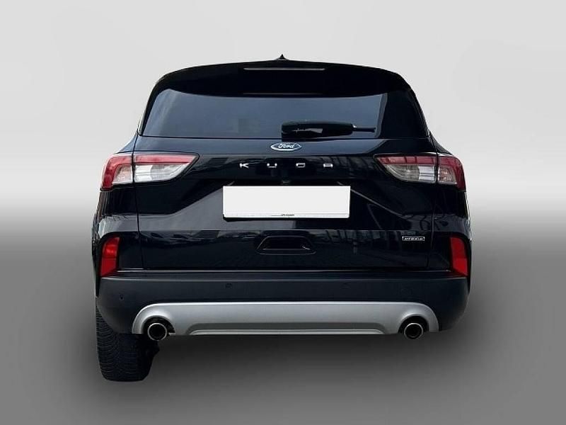 Usata Ford Kuga Titanium 224 CV (164 kW) 2022 Nero SUV