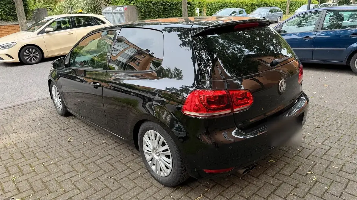 Gebraucht VW Golf VII Match 122 PS (89 kW) 2012 Schwarz Limousine