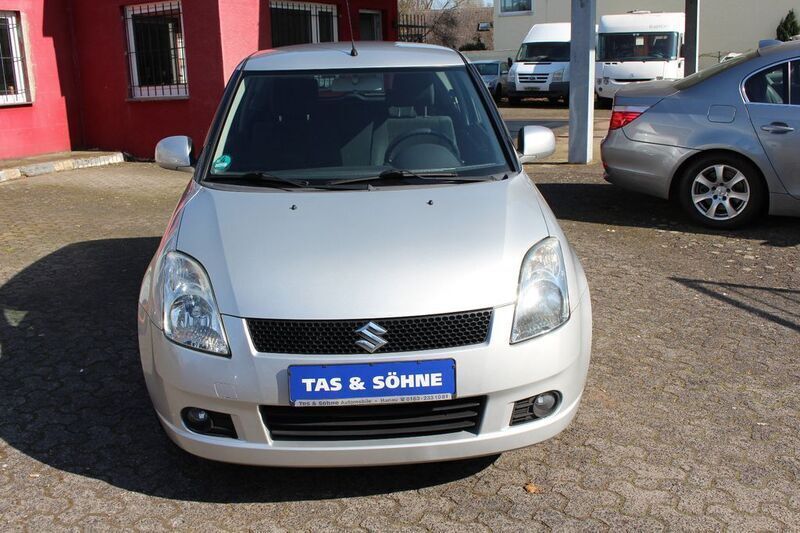 Gebraucht Suzuki Swift 92 PS (67 kW) 2007 Silber Kleinwagen