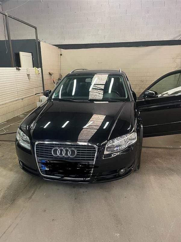 Schwarz Gebraucht 2006 Audi A4 Kombi | 2.500 € (Fairer Preis) - Bild 1/4