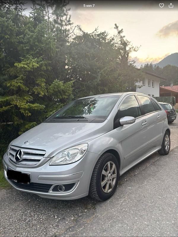 Silber Gebraucht 2008 Mercedes B170 Van / Kleinbus | 2.330 € (Guter Preis) - Bild 1/4