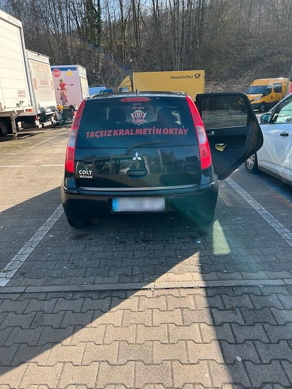 Gebraucht Mitsubishi Colt Motion 95 PS (69 kW) 2008 Schwarz Van / Kleinbus