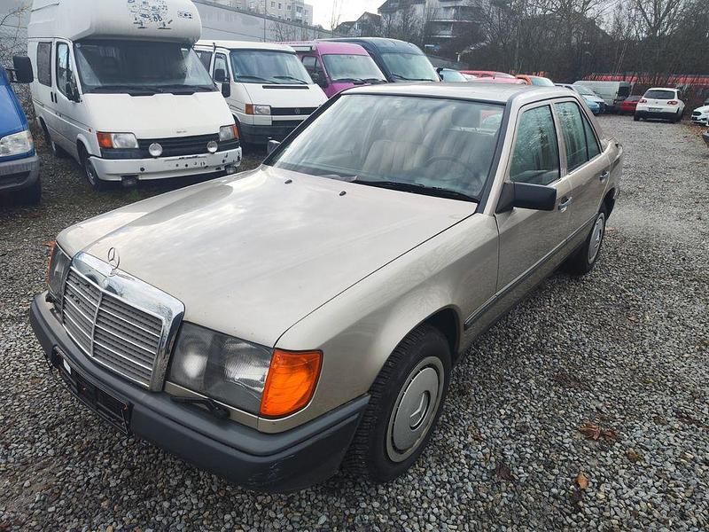 Gebraucht Mercedes E260 160 PS (117 kW) 1987 Limousine
