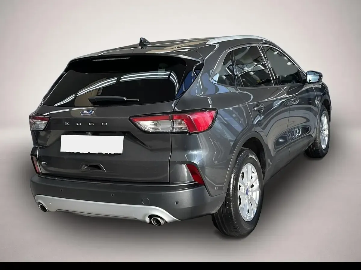 Gebraucht Ford Kuga Titanium 120 PS (88 kW) 2023 Manufacturer SUV