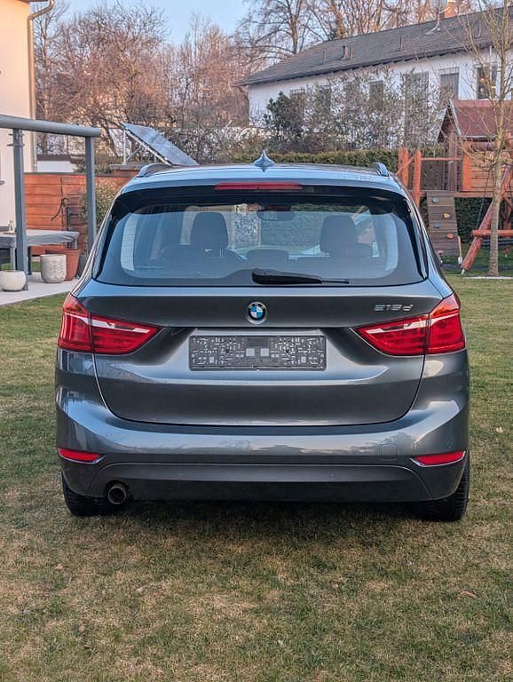 Gebraucht BMW 216 Gran Tourer 116 PS (85 kW) 2016 Silber Van / Kleinbus