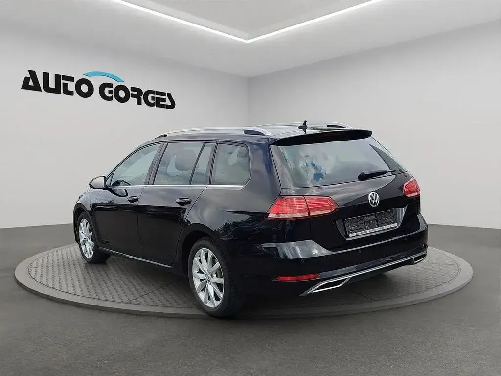 Gebraucht VW Golf VII Highline 150 PS (110 kW) 2018 Schwarz Kombi