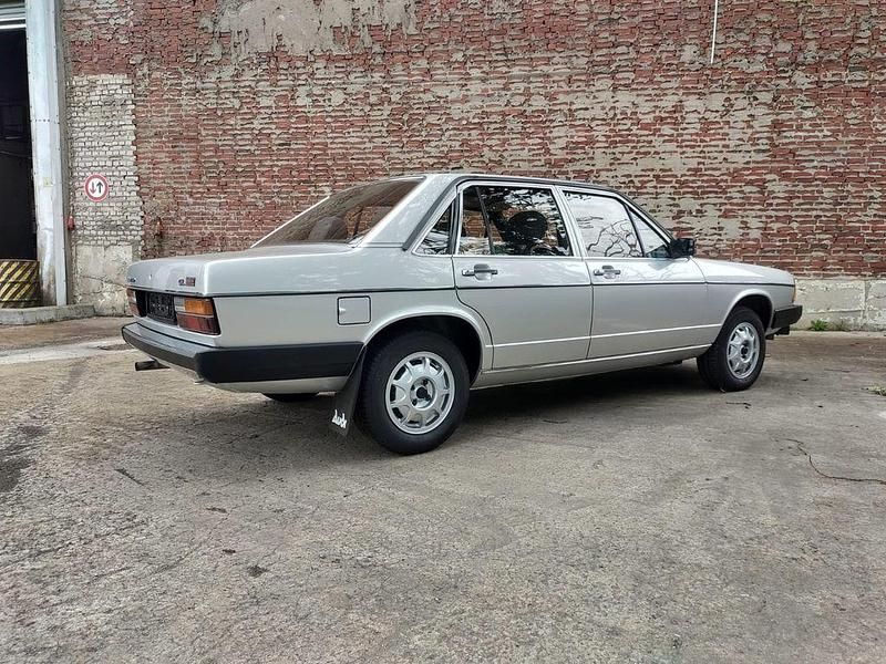 Gebraucht Audi 100 136 PS (100 kW) 1978 Silber Limousine