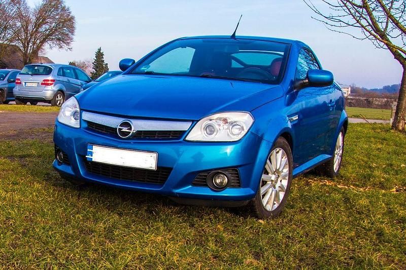 Gebraucht Opel Tigra Cosmo 90 PS (66 kW) 2004 Blau Cabrio