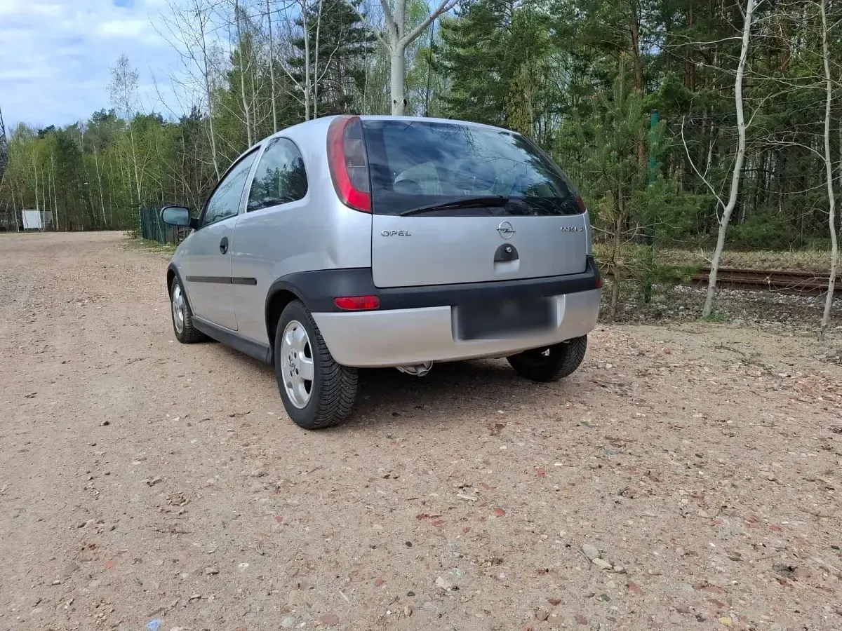 Second-hand Opel Corsa 75 CP (55 kW) 2012 Argintiu Hatchback