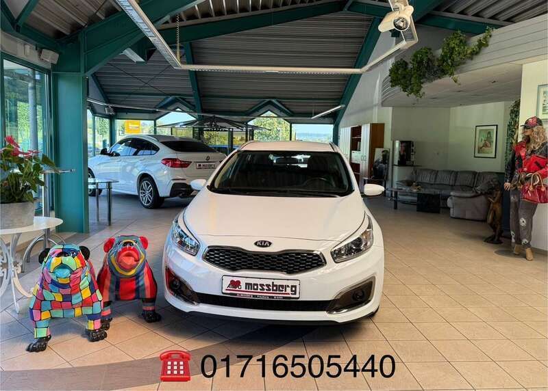 (wd) cassa with Gebraucht 2018 Kia Ceed Sportswagon Attract Kombi | 8.980 € (Fairer Preis) - Bild 1/4