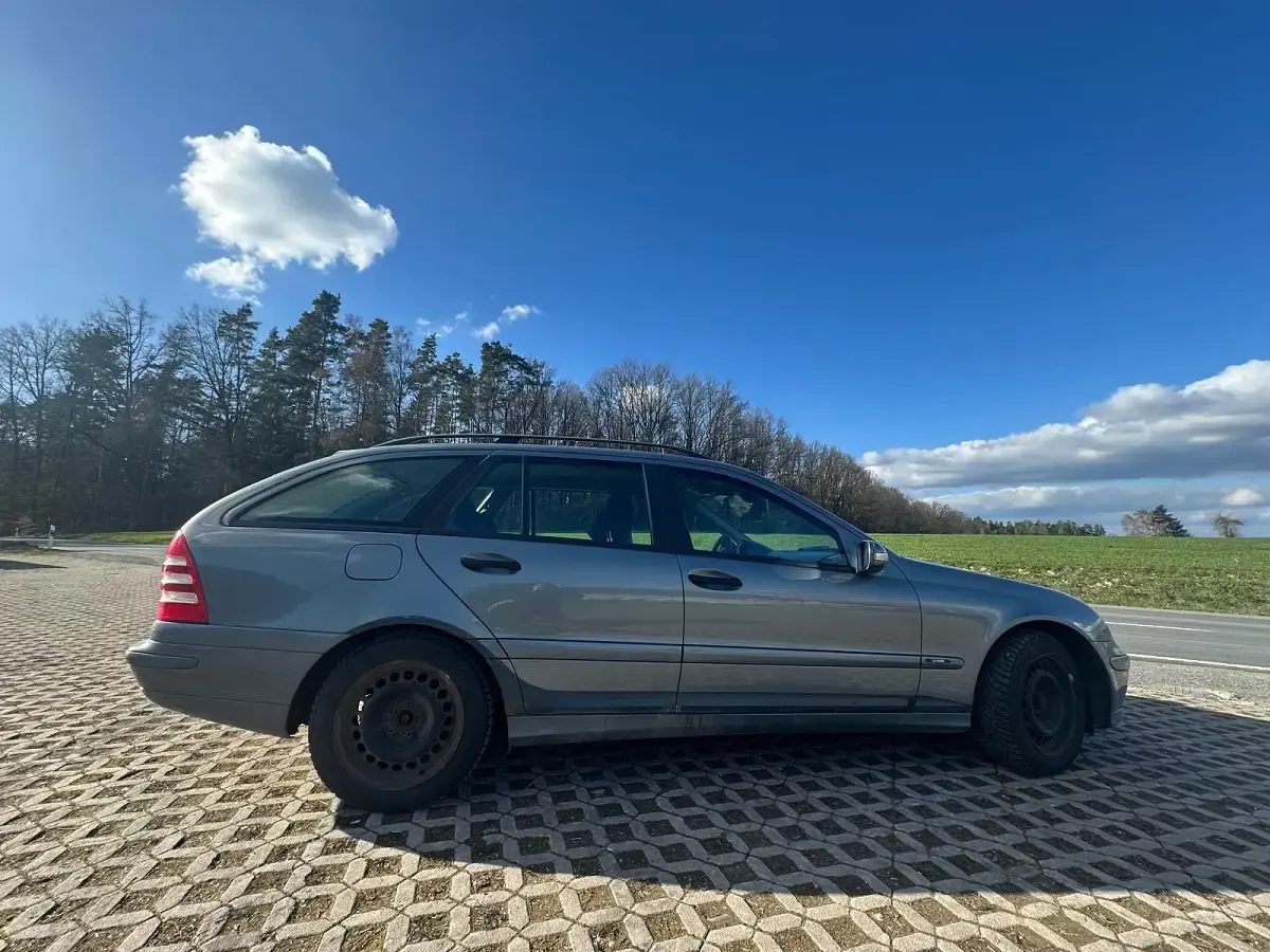 Second-hand Mercedes C220 150 CP (110 kW) 2005 Gri Break