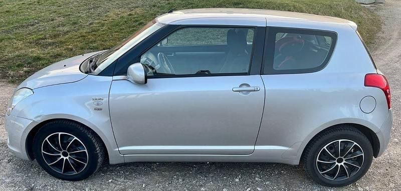 Gebraucht Suzuki Swift 75 PS (55 kW) 2009 Grau Kleinwagen