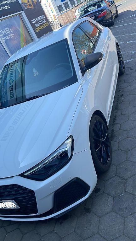 Gebraucht Audi A1 Sportback Ambiente 116 PS (85 kW) 2019 Weiß Kleinwagen