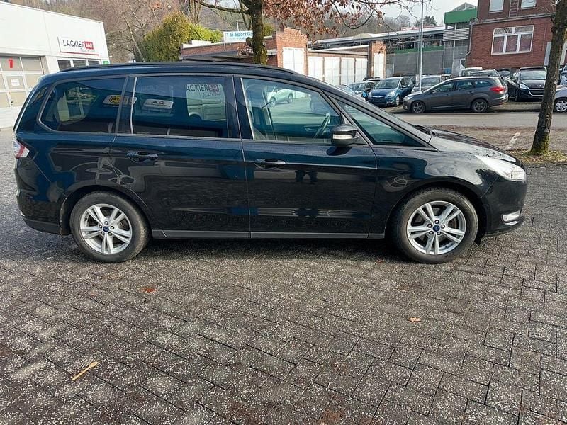 Gebraucht Ford Galaxy Titanium 150 PS (110 kW) 2017 Schwarz Van / Kleinbus