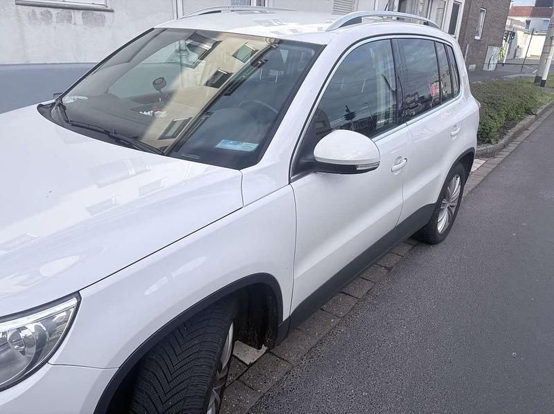 Gebraucht VW Tiguan Sportline 150 PS (110 kW) 2010 Weiß SUV