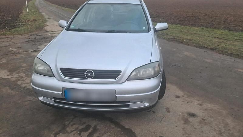 Gebraucht Opel Astra 84 PS (61 kW) 2003 Silber Kombi