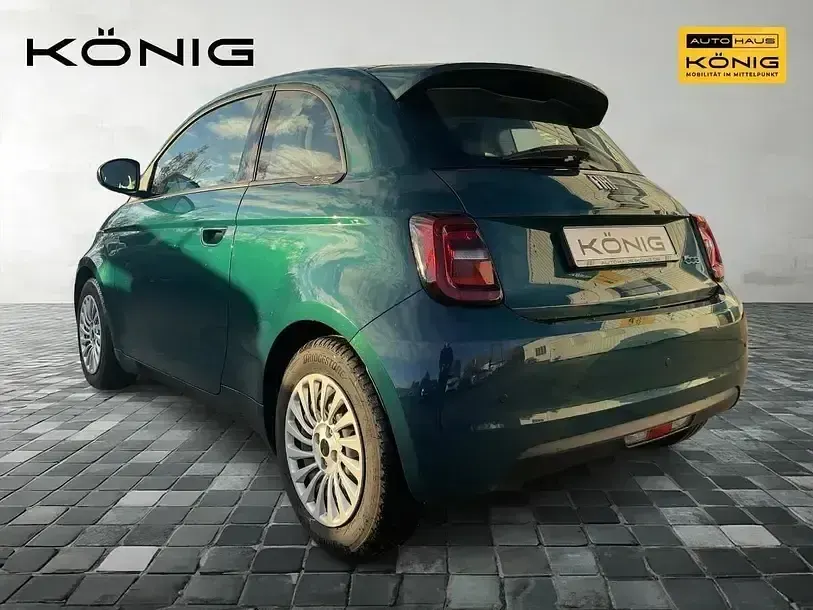 Gebraucht Fiat 500e Action 86 kW (118 PS) 2023 Ozean grün metallic Kleinwagen