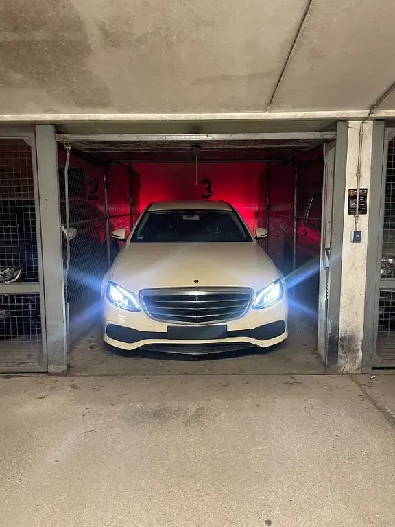 Gebraucht Mercedes E200 150 PS (110 kW) 2018 Beige Limousine