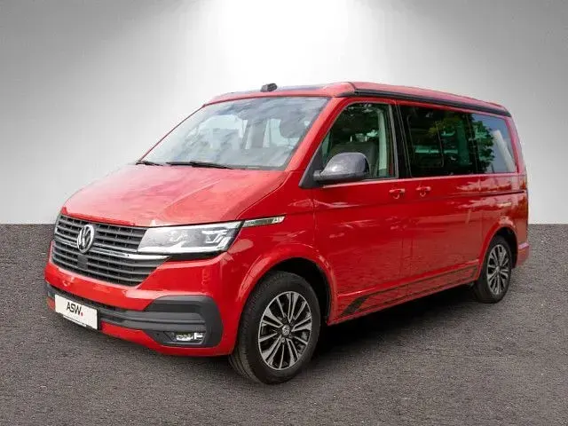 Gebraucht VW California Beach 150 PS (110 kW) 2023 Kirschrot Van