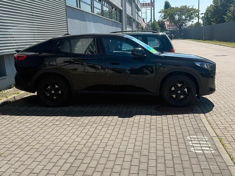 Schwarz Gebraucht 2025 BMW X2 SUV | 43.999 € - Bild 1/4