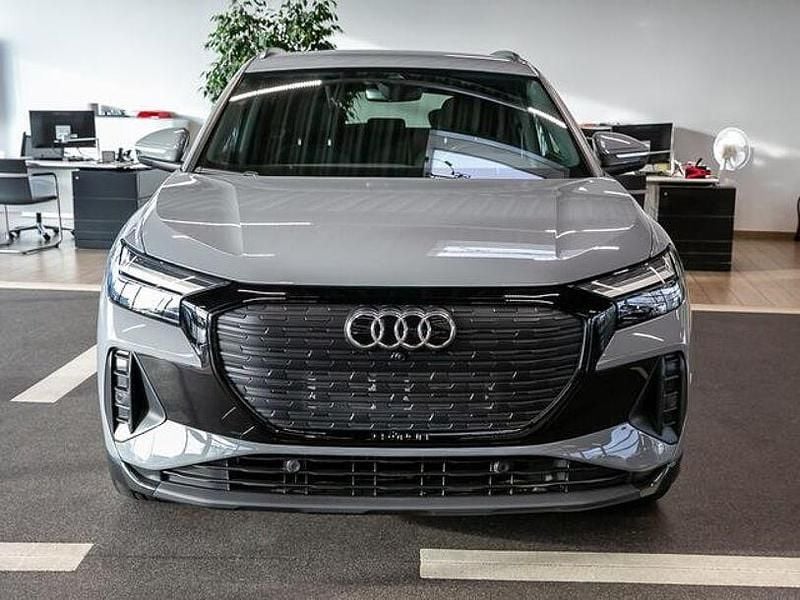Gebraucht Audi Q4 e-tron Advanced 219 kW (299 PS) 2023 Kieselgrau SUV