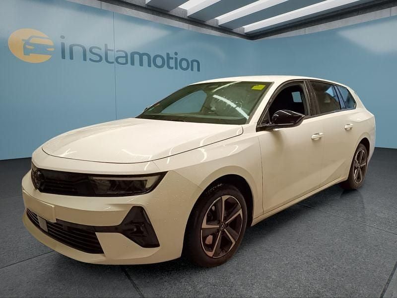 Weiß Gebraucht 2024 Opel Astra Kombi | 24.649 € (Fairer Preis) - Bild 1/4