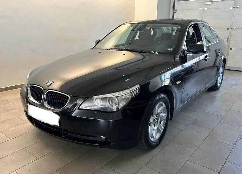 Schwarz Gebraucht 2005 BMW 520 Limousine | 4.200 € (Fairer Preis) - Bild 1/4