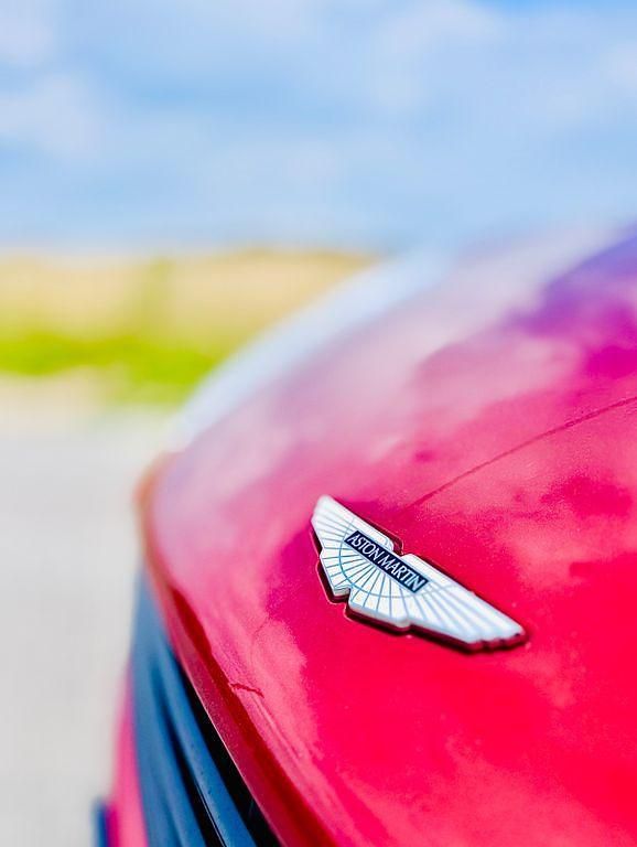 Gebraucht Aston Martin Vanquish 574 PS (422 kW) 2013 Orange Cabrio