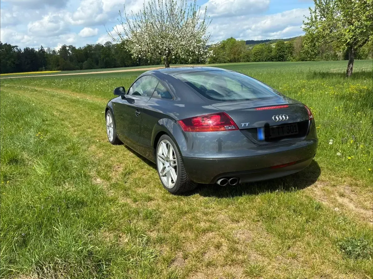 Gebraucht Audi TT Sport 160 PS (117 kW) 2010 Grau Coupé