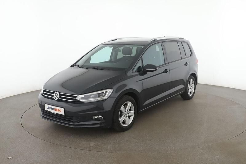Grau Gebraucht 2020 VW Touran Comfortline Van / Kleinbus | 23.720 € (Guter Preis) - Bild 1/3