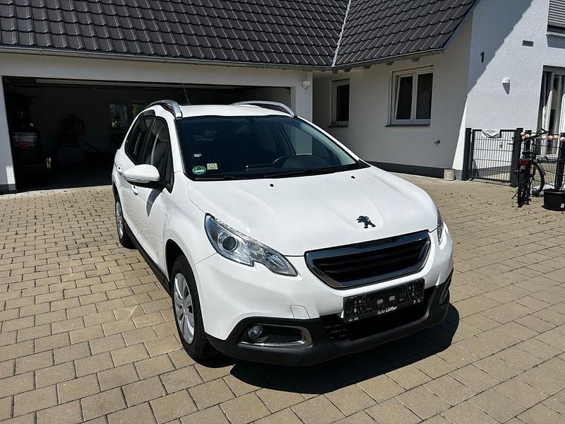 Weiß Gebraucht 2015 Peugeot 2008 Active SUV | 5.900 € (Fairer Preis) - Bild 1/4