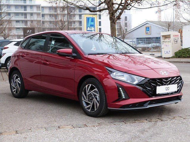 Neu Hyundai i20 Trend 101 PS (74 kW) 2025 Rot Limousine