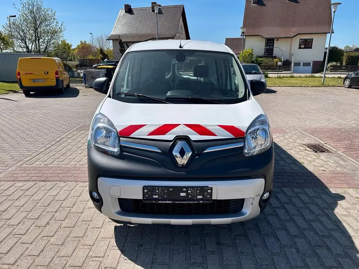 Gebraucht Renault Kangoo 44 kW (60 PS) 2017 Weiß Van / Kleinbus