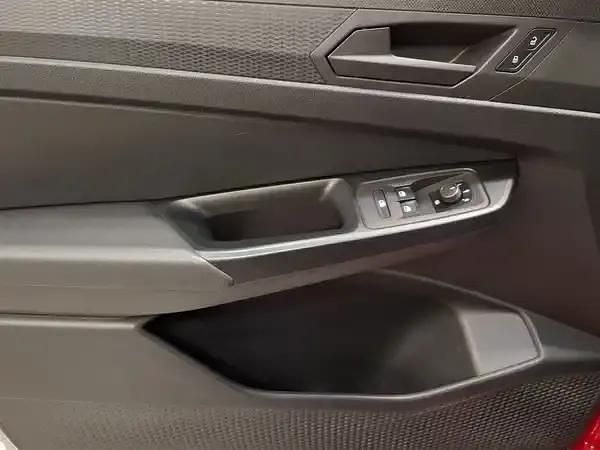 Gebraucht VW Caddy 114 PS (83 kW) 2021 Tornadorot/< sonderfarbe Van / Kleinbus