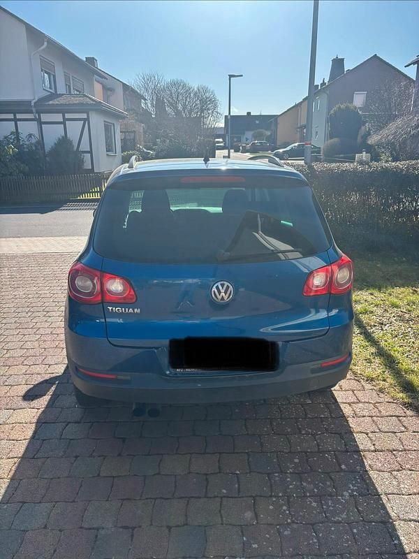 Gebraucht VW Tiguan 150 PS (110 kW) 2008 Blau SUV
