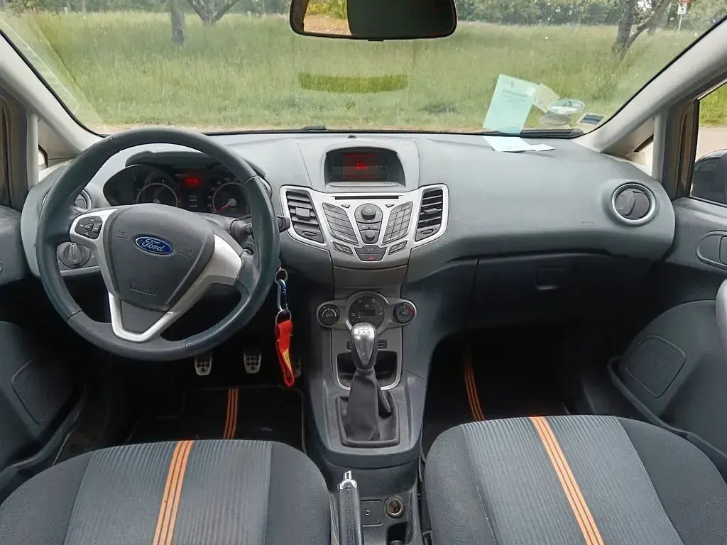 Gebraucht Ford Fiesta Titanium 82 PS (60 kW) 2011 Schwarz Limousine