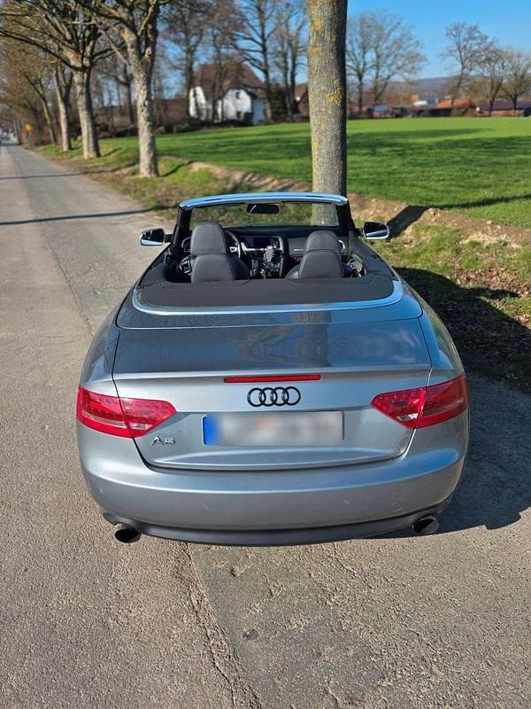 Gebraucht Audi A5 Cabriolet Sport 265 PS (194 kW) 2009 Grau Cabrio