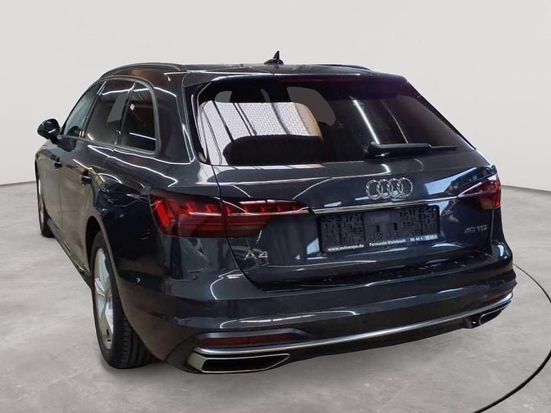 Gebraucht Audi A4 Advanced 204 PS (150 kW) 2022 Manhattangrau metallic Kombi