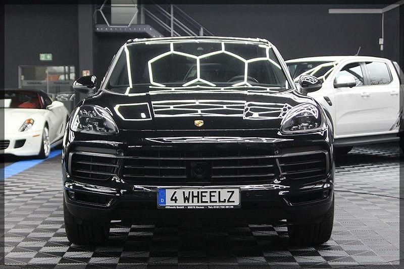 Używany Porsche Cayenne 441 KM (324 kW) 2019 Czarny SUV